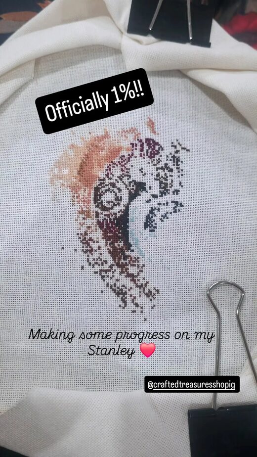 Stacey's 1% progress on Stanley Seahorse: an ocean WIP beginning one stitch at a time